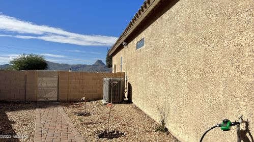 5756 Cortaro Crossing Dr, Tucson AZ  85742-8128 exterior