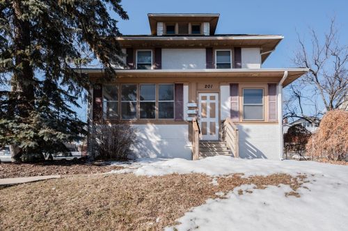 201 4th Ave, South Saint Paul, MN 55075-4004