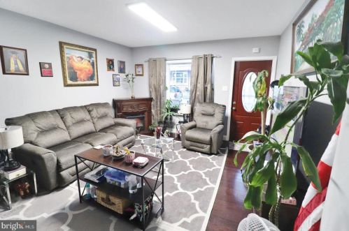 711 Seneca St, Primrose PA  17901-1644 exterior