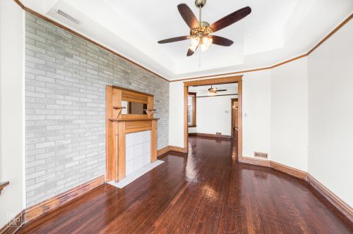 5942 Calumet Ave, Chicago, IL 60637-1287