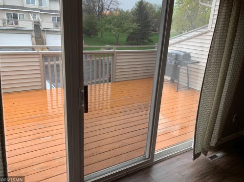 7327 Bond Way, South Saint Paul MN 55076-2335 exterior