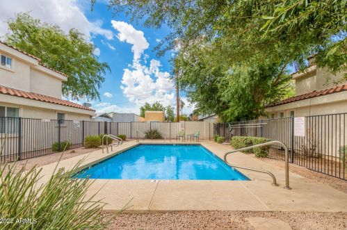 16015 30th St, Phoenix AZ  85032-3708 exterior