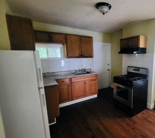 32 Conklin St, Poughkeepsie NY  12601-2408 exterior