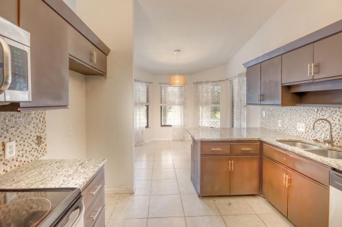 4451 Alsace Ave, Fort Pierce FL 34983-8337 exterior