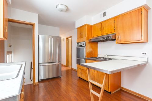 4716 Kennicott Ave, Chicago IL 60630-4322 exterior