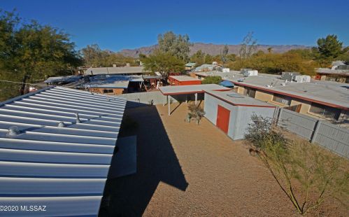 3008 Dickson Dr, Tucson AZ 85716-1722 exterior