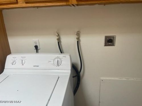 801 Camino Seco, Tucson AZ 85710-1707 exterior