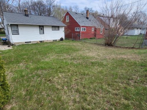 5877 67, Milwaukee WI 53218-1956 exterior