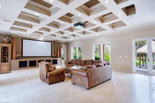 3291 11 Ave, Naples FL 34117-4130 exterior