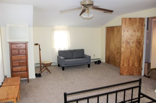 148 Columbus Ave, Hasbrouck Heights NJ 07604-1621 exterior