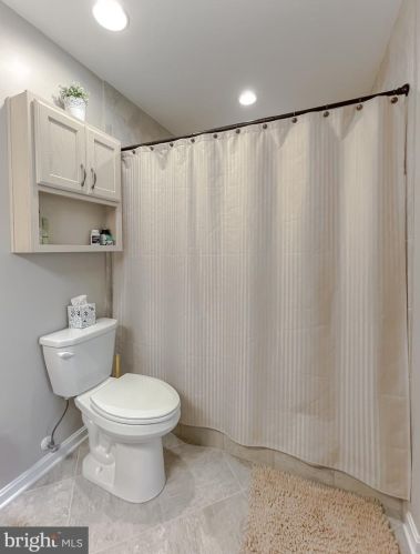 3148 Holland Clf Rd, Huntingtown MD 20639-9725 exterior