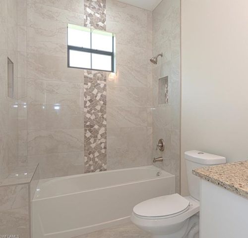 2786 31 Ave, Naples FL 34120-8450 exterior