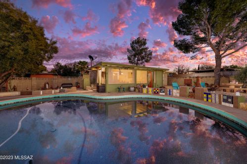 7601 Logan Dr, Tucson AZ  85730-3408 exterior