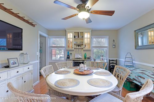 2215 Middle Ave, Point Pleasant Beach NJ 08742-5138 exterior