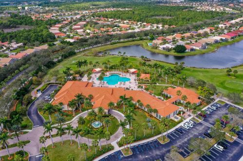 426 Springview Loop, Fort Pierce FL  34986-2663 exterior