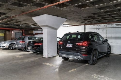 68 Whittier Pl, Boston, MA