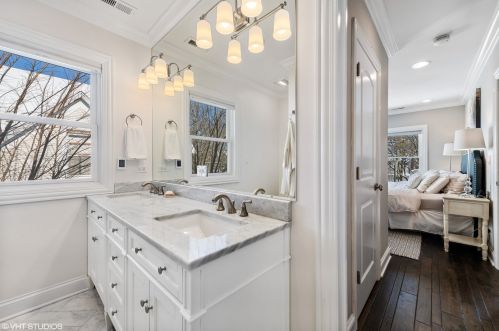 3812 Kildare Ave, Chicago IL 60641-3047 exterior