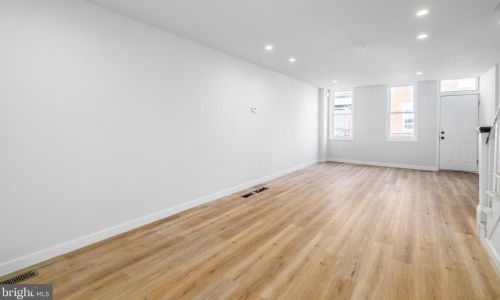 438 Dudley St, Philadelphia PA  19148-2517 exterior