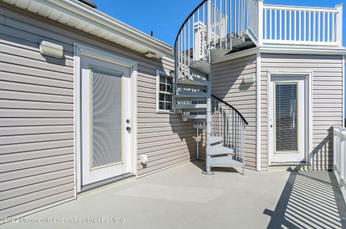 1513 Daytona Rd, Lacey NJ 08731-5014 exterior