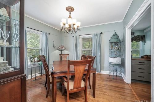 139 Church St, Seymour CT 06483-2503 exterior