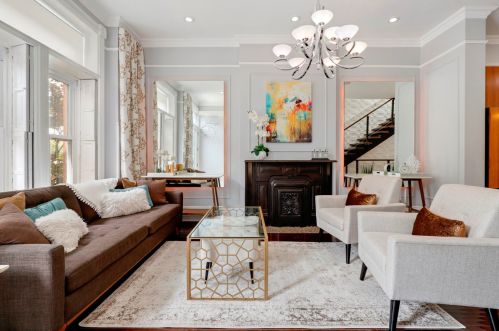 2325 Halsted St, Chicago, IL 60614-3222