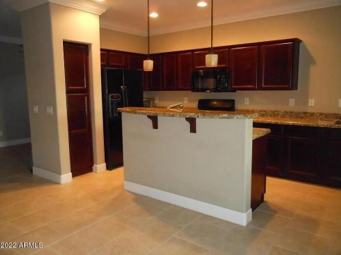 42030 45th Dr, Phoenix AZ  85086-1446 exterior