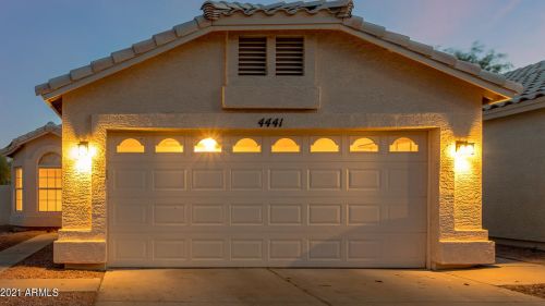 4441 Bannock St, Phoenix, AZ 85044-4003