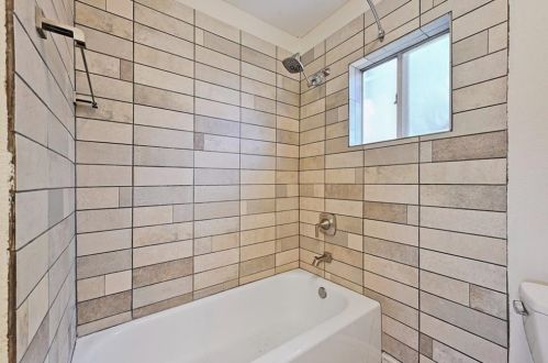 1309 Alamo St, Austin TX 78702-2224 exterior