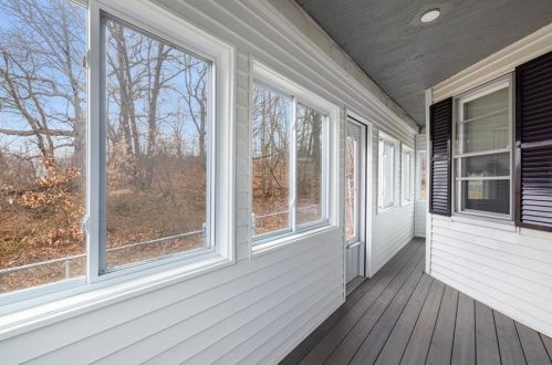 22 Oakland Ave, Providence RI  02919-4307 exterior