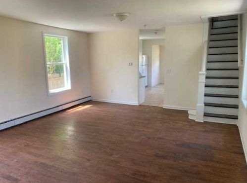 18 Maryland Ave, Poughkeepsie NY  12603-3003 exterior