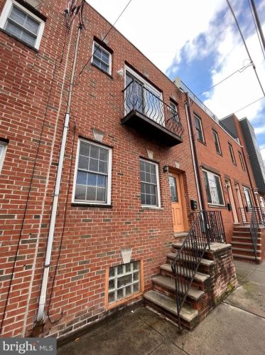 1732 Dickinson St, Philadelphia PA  19146-4757 exterior