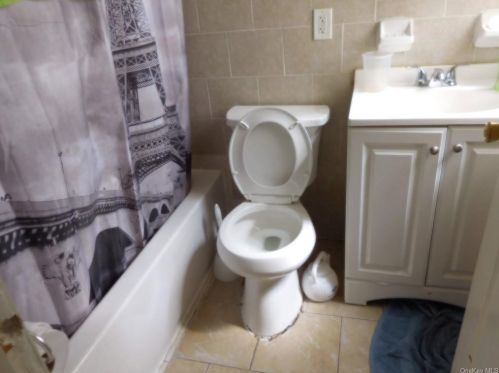 1551 Bruckner Blvd, Bronx NY 10472-6408 exterior