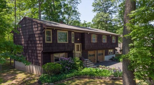 2350 Plainfield Ave, Piscataway, NJ 08854-3904