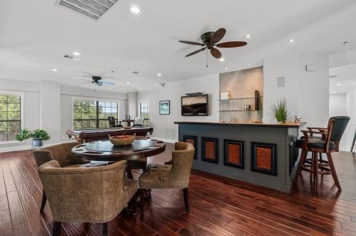 2209 Deleon Ct, Austin TX 78733-1629 exterior