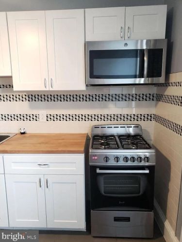 1366 Columbia Ave, Philadelphia PA 19125-2602 exterior