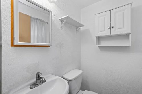 1481 Cathell Rd, Pittsburgh PA 15236-1108 exterior