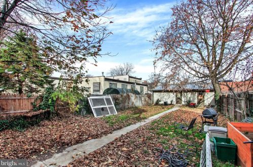 205 High St, Hanover PA  17331-2911 exterior