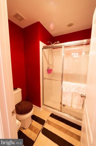 280 Kentshire Dr, Lancaster PA 17603-8851 exterior