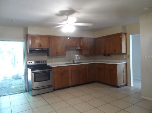 213 Minnehaha St, Tampa FL 33604-5737 exterior