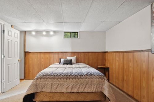 24 Bennett Way, Newmarket NH 03857-2341 exterior