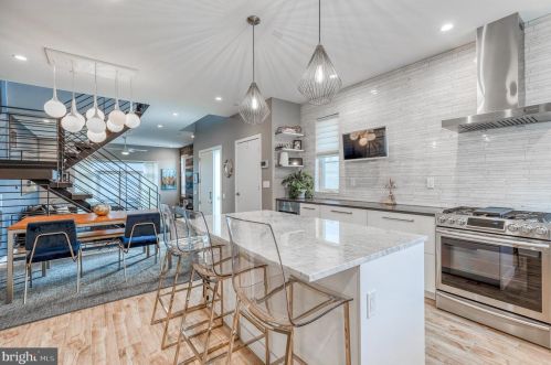 1112 17 St, Philadelphia PA 19146-4717 exterior