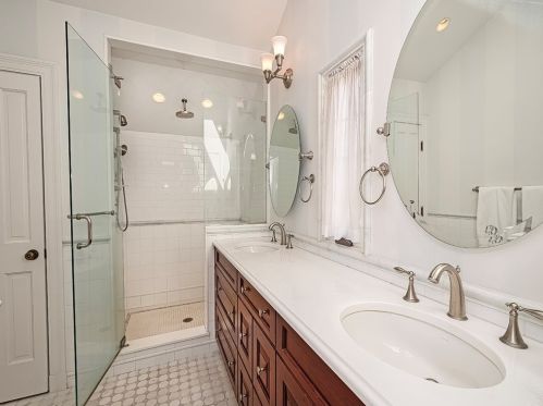 1100 Shady Ave, Pittsburgh PA  15232-2810 exterior