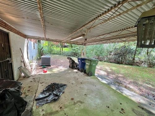 26 Delmoor Dr, Atlanta GA 30311-1000 exterior