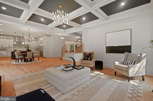 6516 Beverly Ave, Mc Lean VA 22101-5222 exterior