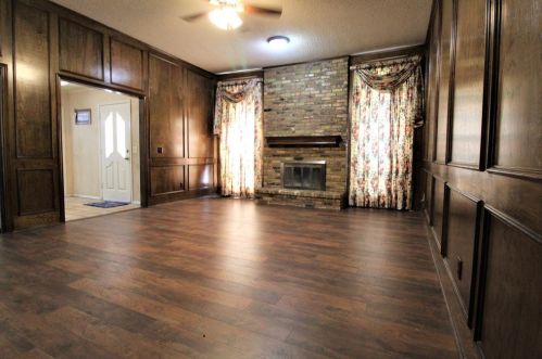 10127 Apple Creek Dr, Dallas, TX 75243-4803