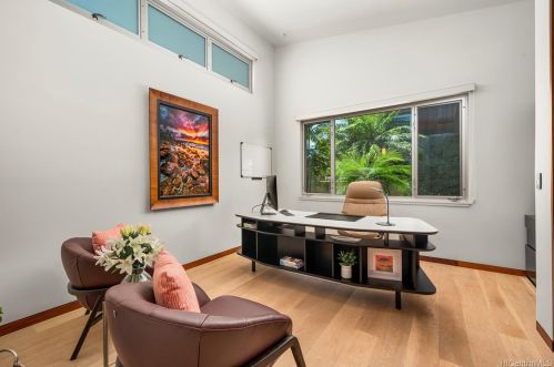 4528 Kahala Ave, Honolulu HI  96816-4927 exterior