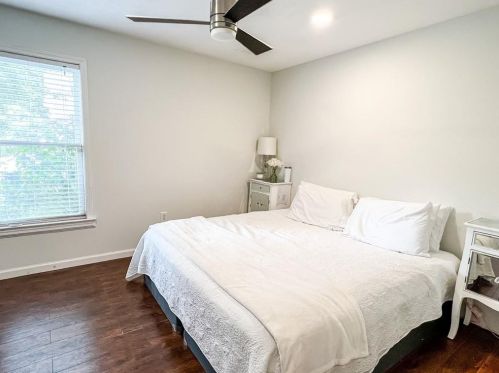 8690 Stone Riv Dr, Gainesville GA 30506-4854 exterior