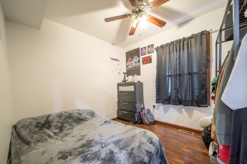 4453 Kildare Ave, Chicago IL 60652-3127 exterior