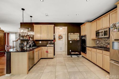 3 Timber Grove Ct, Old Bridge NJ 08857-3571 exterior