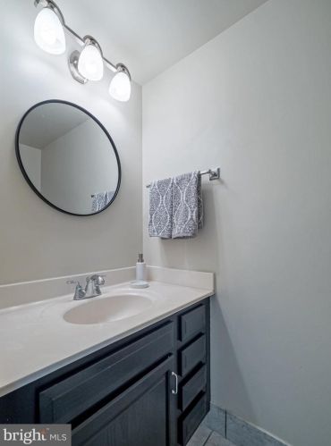 3801 Elbert Ave, Alexandria VA 22305-2058 exterior